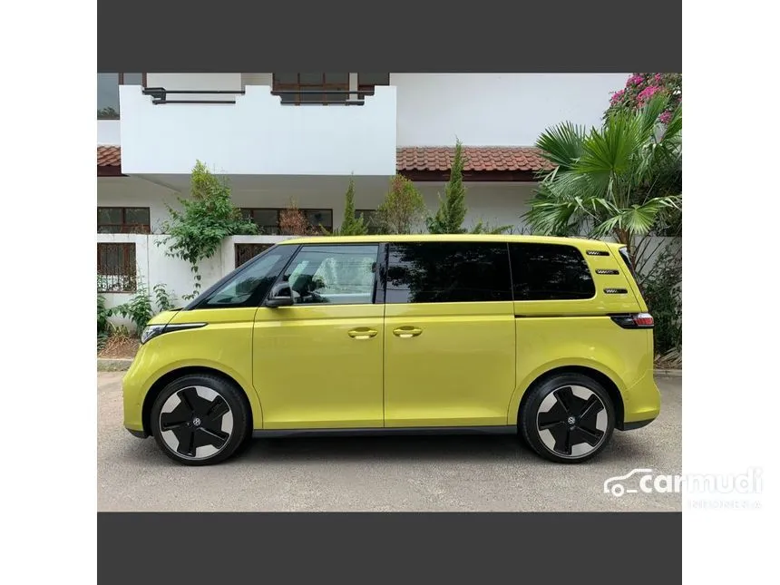 2023 Volkswagen ID. Buzz Pro Style 1st Edition Van Wagon