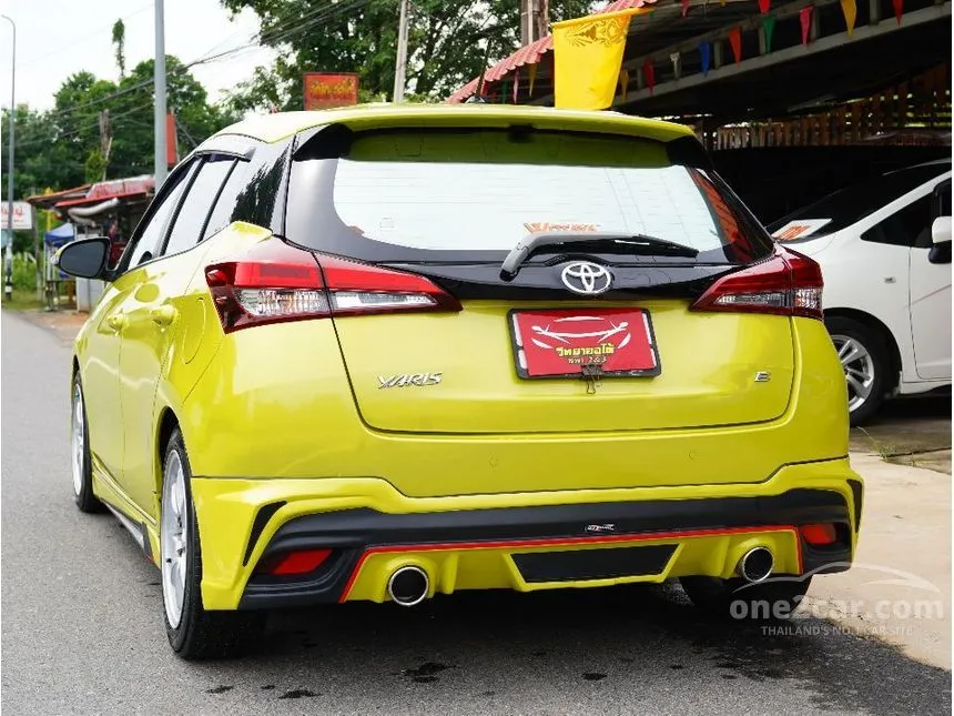 2019 Toyota YARIS E Hatchback