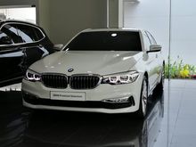 RASA BARU PILIHAN PINTAR 2018 BMW 530i 2.0 Luxury Sedan