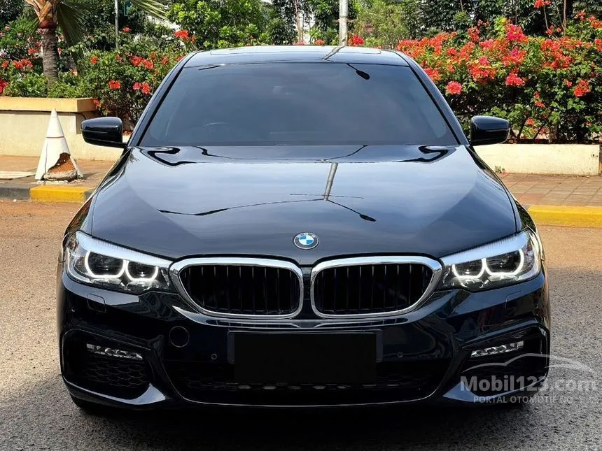 Jual Mobil BMW 530i 2018 Luxury 2.0 di DKI Jakarta Automatic Sedan Hitam Rp 585.000.000