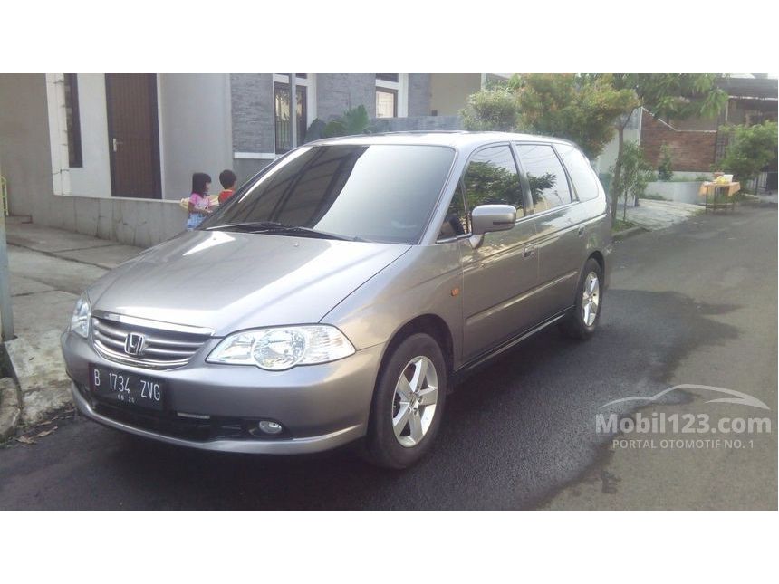 Jual Mobil  Honda  Odyssey  2002 2 3 di Jawa Barat Automatic 