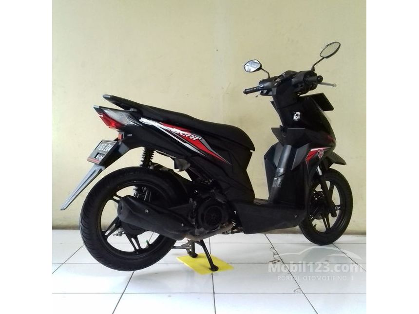  Jual  Motor  Honda Beat  2018  110 0 1 di Jawa Barat Automatic 