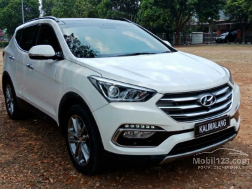 Jual Mobil Hyundai Santa Fe 2016 Limited Edition 2.2 di DKI Jakarta 