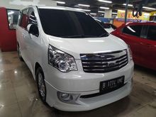 2013 Toyota NAV1 2.0 V Matic