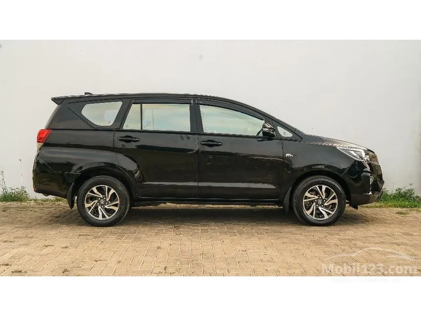 2021 Toyota Kijang Innova G MPV