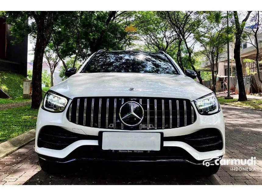 2022 Mercedes-Benz GLC200 AMG Line Night Edition SUV