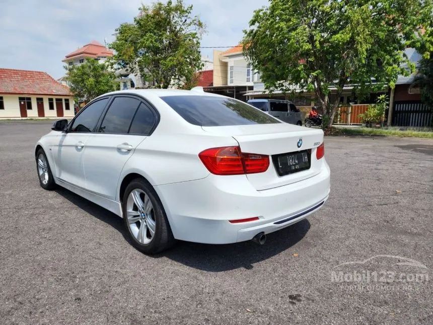 2013 BMW 320i Sport Sedan