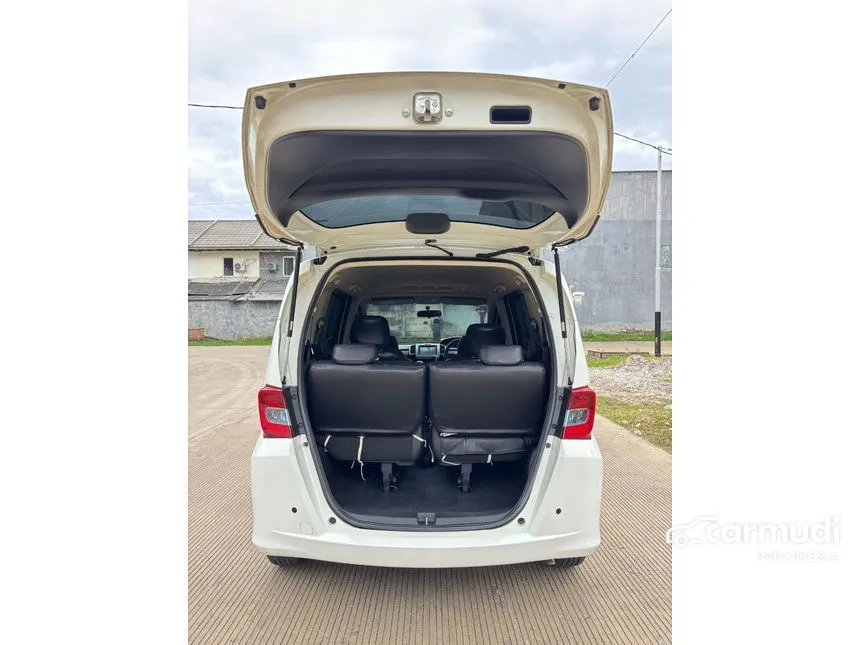 2015 Honda Freed S MPV