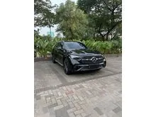 2023 Mercedes-Benz GLC300 2.0 AMG Line 4MATIC SUV Black on Black Odo 5 Rb (TERMURAH)