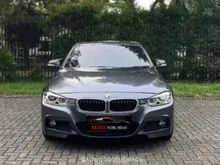 ( TDP 53jt ) BMW 330i 2.0 M SPORT F30 AT 2019 Abu Abu • Grey on Black Kondisi Istimewa Dan Dijamin Siap Pakai #kawanmobilbekas
