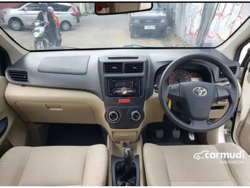 2015 Toyota Avanza E MPV