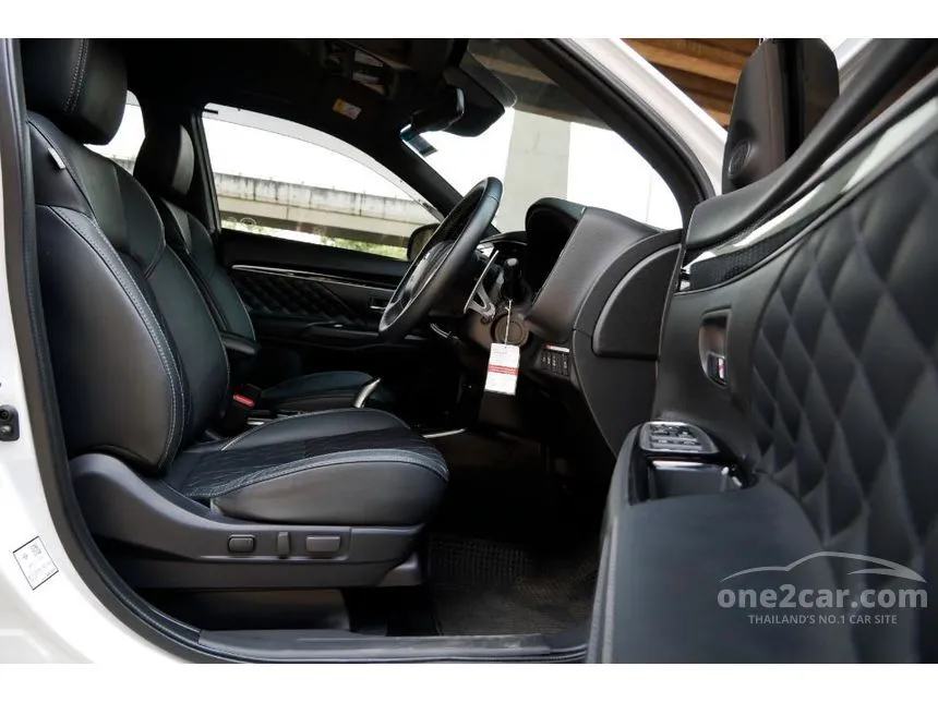 2022 Mitsubishi Outlander PHEV GT Premium SUV