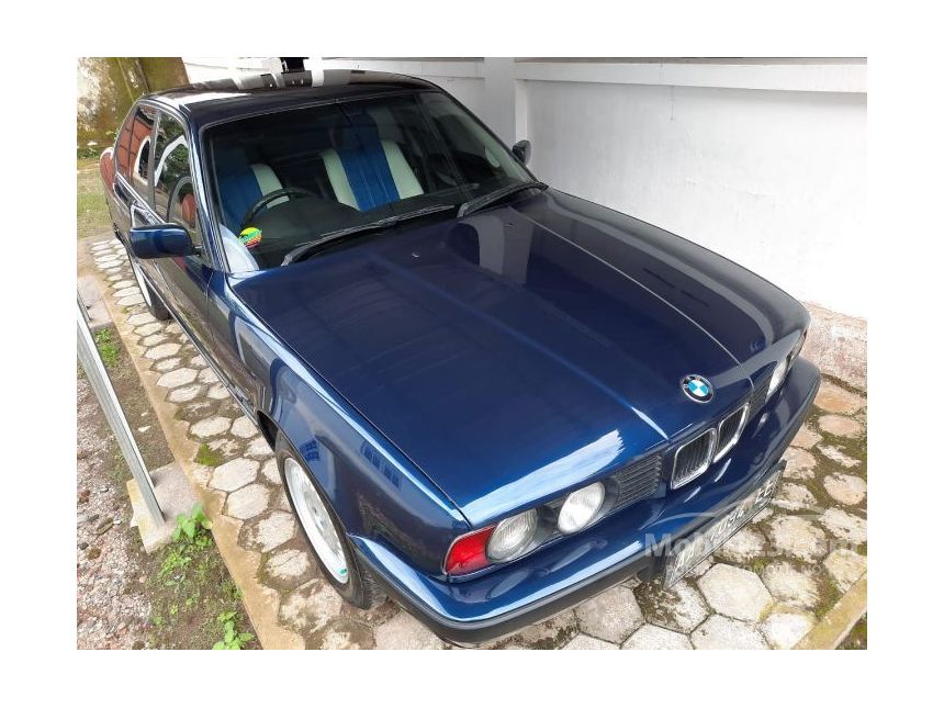 1994 BMW 520i E34 2.0 Manual Sedan
