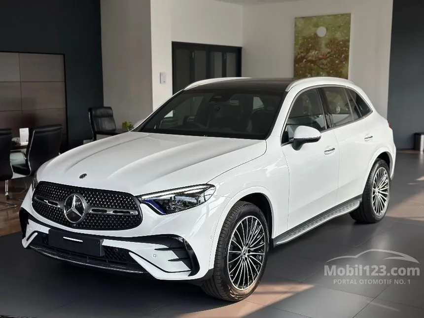 2025 Mercedes-Benz GLC300 AMG Line 4MATIC SUV