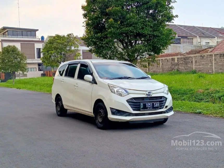 Jual Mobil Daihatsu Sigra 2017 M 1.0 di Jawa Barat Manual MPV Putih Rp 97.000.000