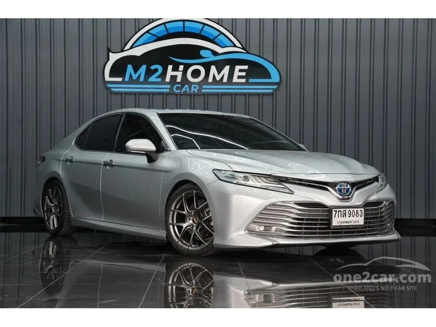 2018 Toyota CAMRY Hybrid Sedan