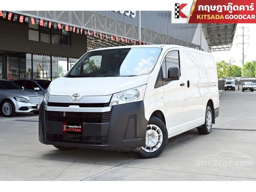 2022 Toyota HIACE Eco Van