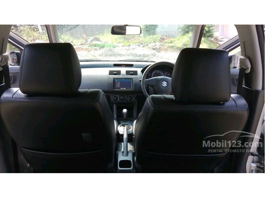 Jual Mobil  Suzuki  Swift  2009 ST 1 5 di Jawa Barat 