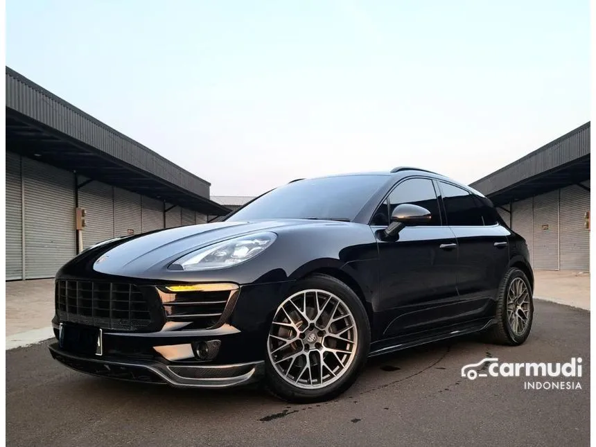 2016 Porsche Macan SUV