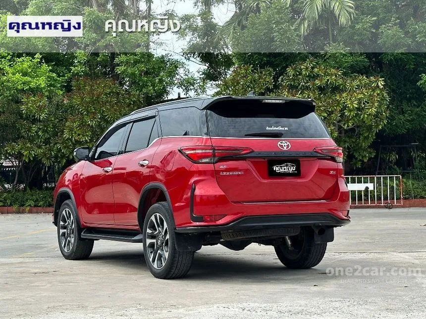 2022 Toyota FORTUNER Legender (Black top) SUV