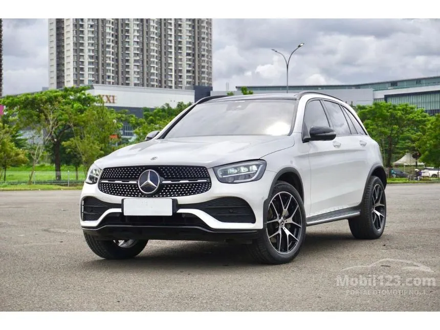 2022 Mercedes-Benz GLC200 Night Edition AMG Line SUV