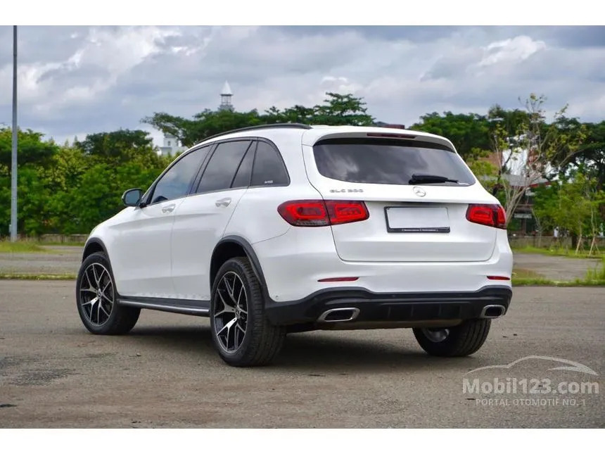 2022 Mercedes-Benz GLC200 Night Edition AMG Line SUV