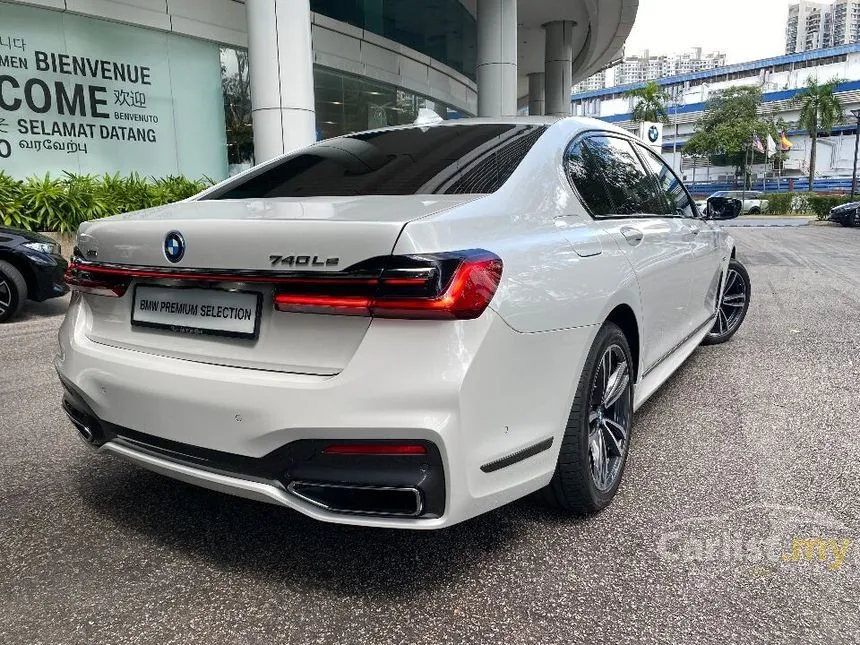 2022 BMW 740Le xDrive M Sport Sedan