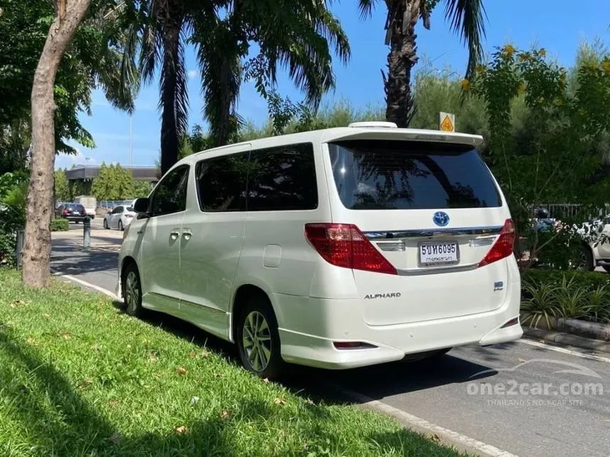 2012 Toyota Alphard HV Van