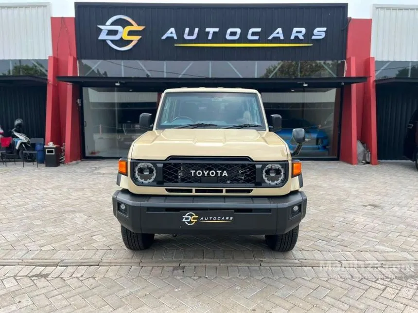 2026 Toyota Land Cruiser 70 GXL SUV