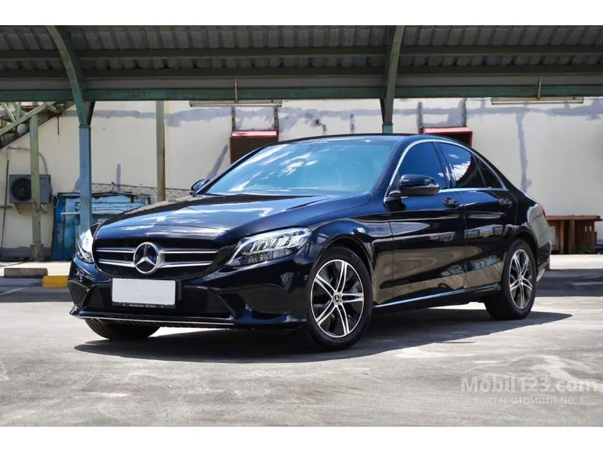 2019 Mercedes-Benz C180 Avantgarde Line Sedan