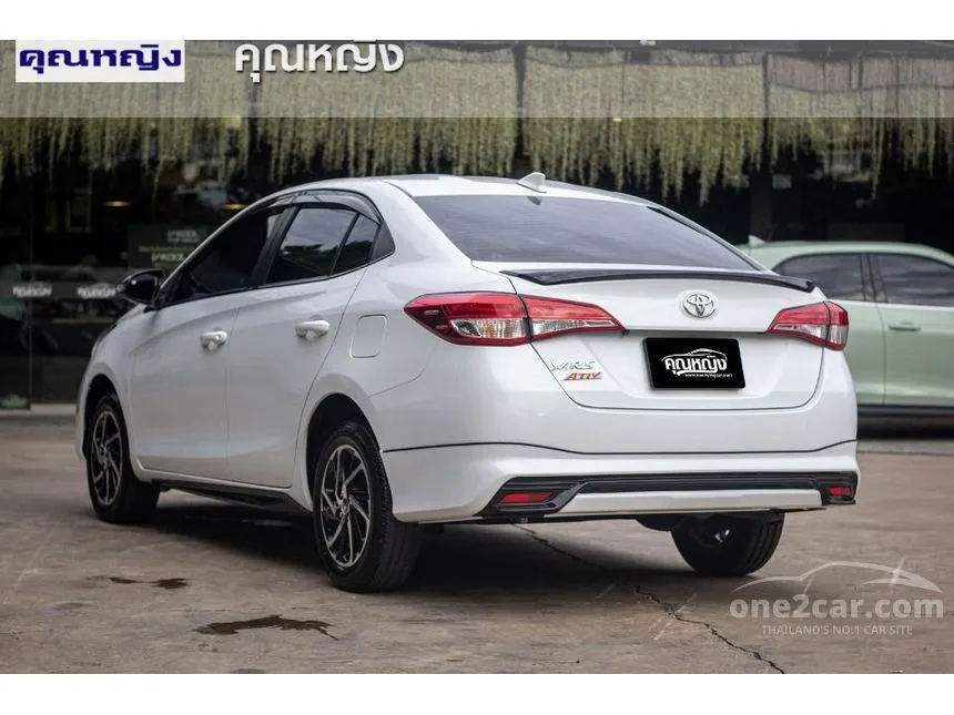 2020 Toyota Yaris Ativ Sport Premium Sedan