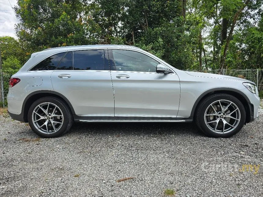 2020 Mercedes-Benz GLC300 4MATIC AMG Line SUV