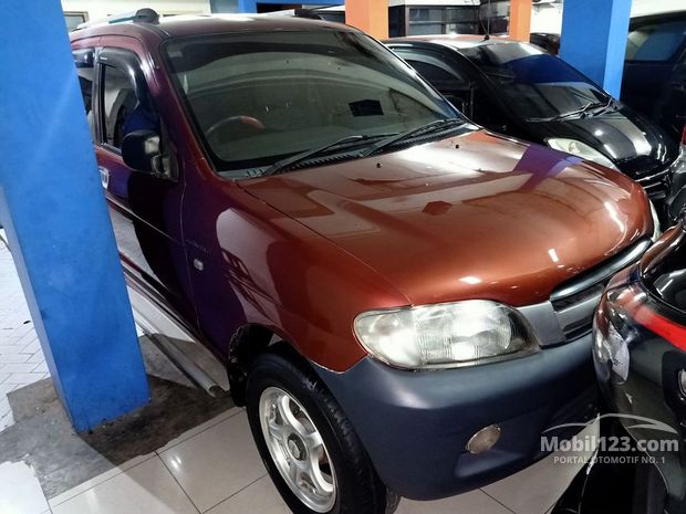 Daihatsu Taruna Mobil bekas  dijual di Jawa timur  