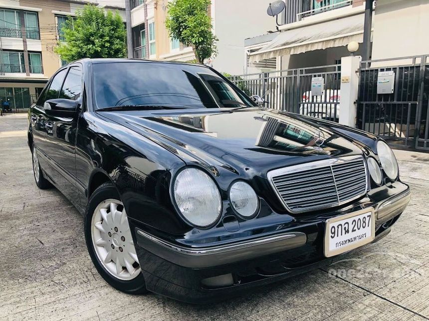 Mercedes Benz E240 2001 Elegance 2 4 In Automatic mercedes-benz-e240-2001-elegance-2-4-in-automatic