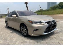 2017 Lexus ES 300 H