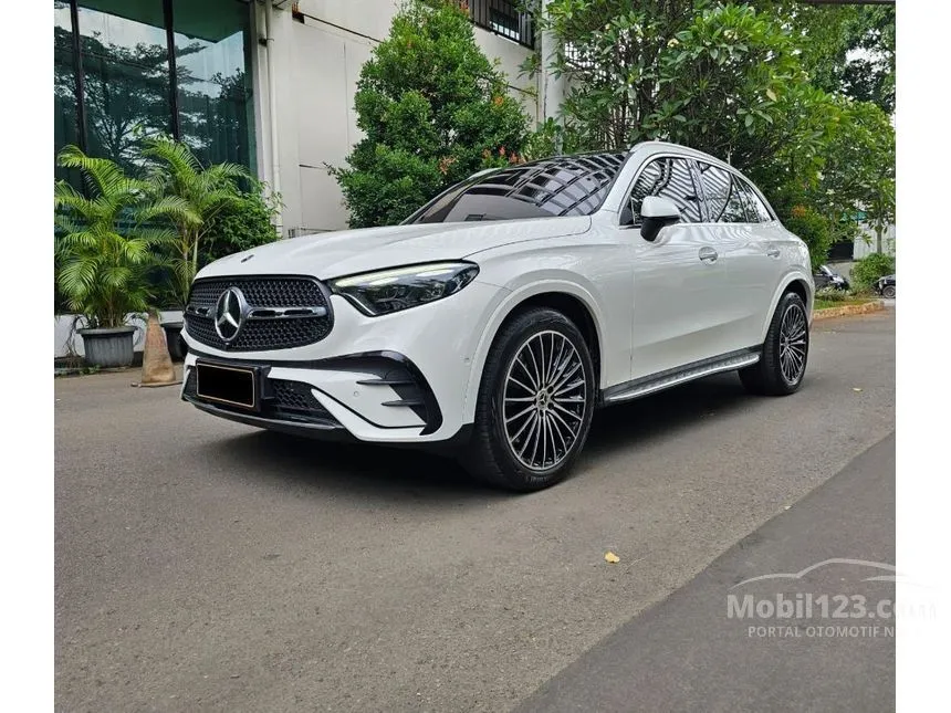2024 Mercedes-Benz GLC300 AMG Line 4MATIC SUV