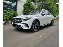 2024 Mercedes-Benz GLC300 2.0 AMG Line 4MATIC SUV White on Black Odo 9 Rb (TERMURAH)