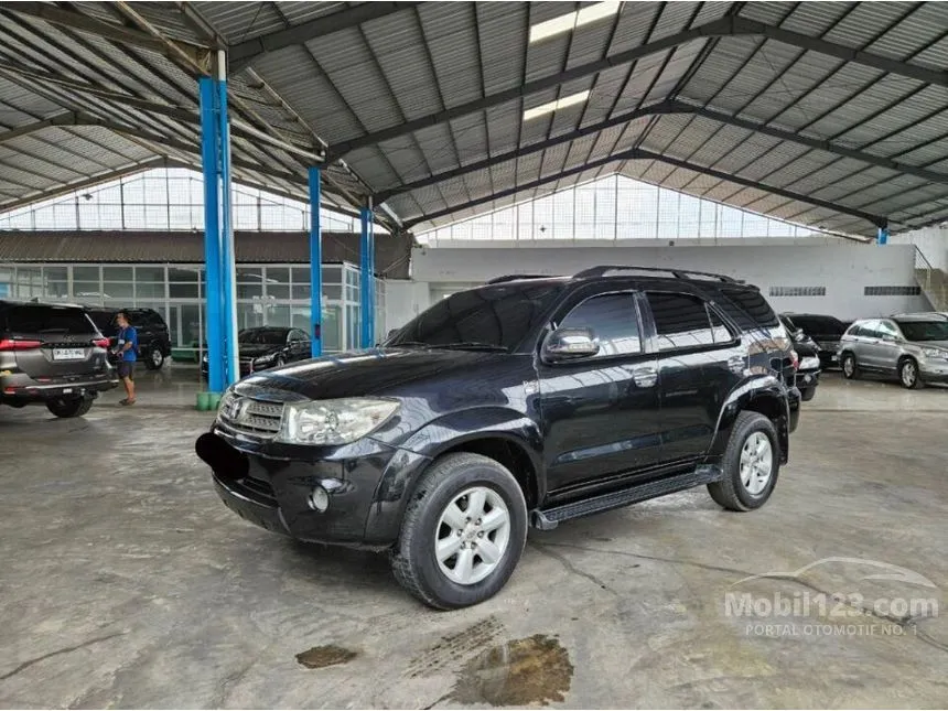 Jual Mobil Toyota Fortuner 2010 G 2.5 di Sumatera Utara Manual SUV Hitam Rp 225.000.000