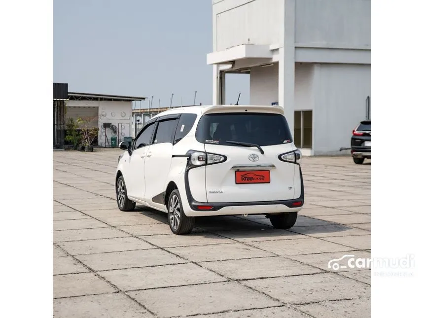 2020 Toyota Sienta V MPV