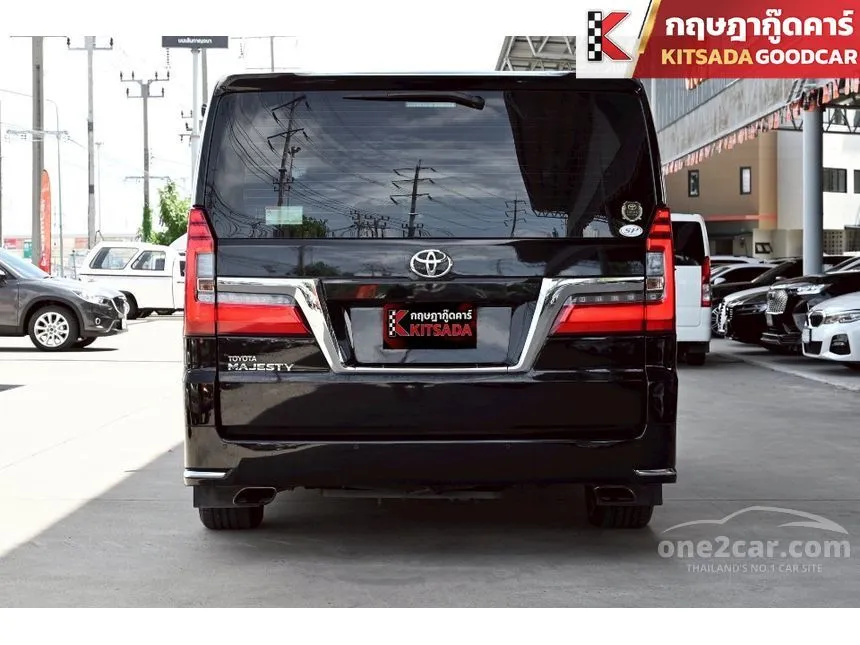 2020 Toyota Majesty Premium Van