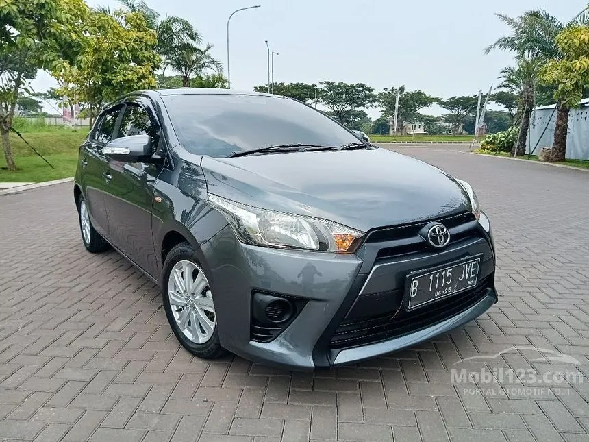 Jual Mobil Toyota Yaris 2016 E 1.5 di Banten Automatic Hatchback Abu