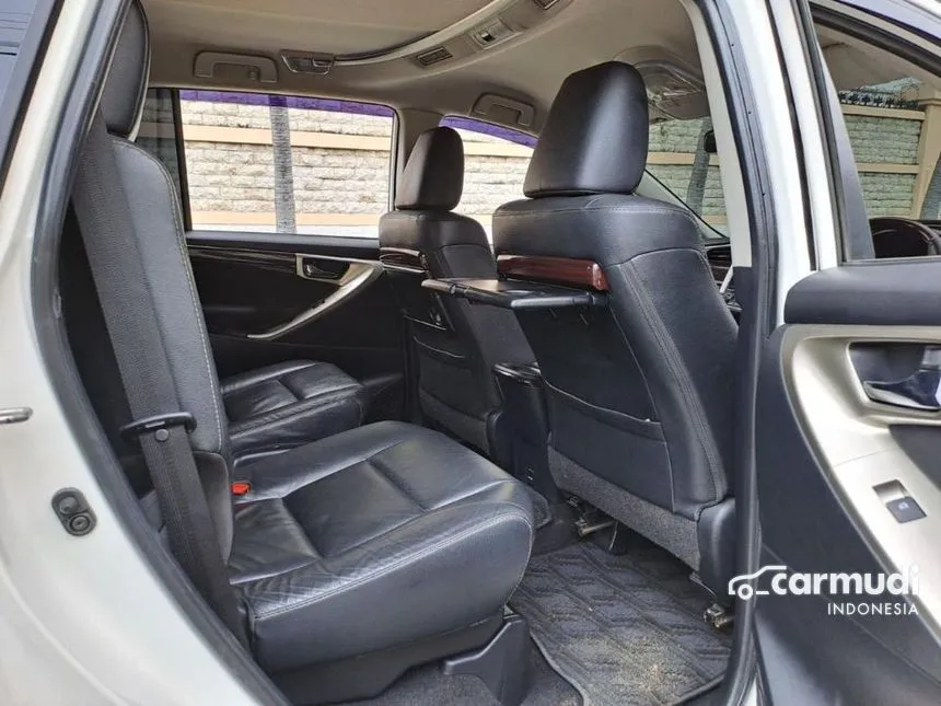 2017 Toyota Innova Venturer Wagon