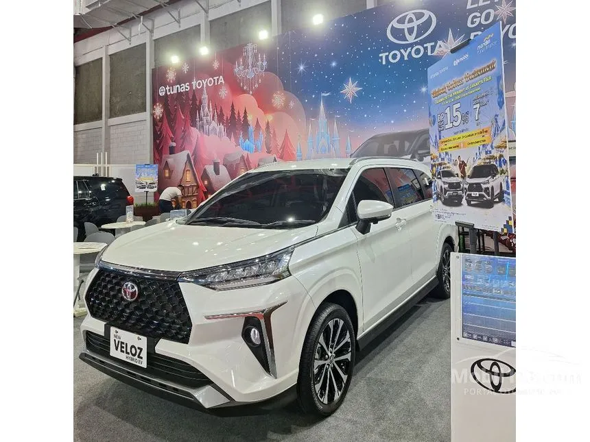 2026 Toyota Veloz V HEV MPV