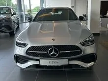 2024 Mercedes-Benz C350e 2.0 AMG Line Sedan [ Clearance sales with 70k Rebate ]