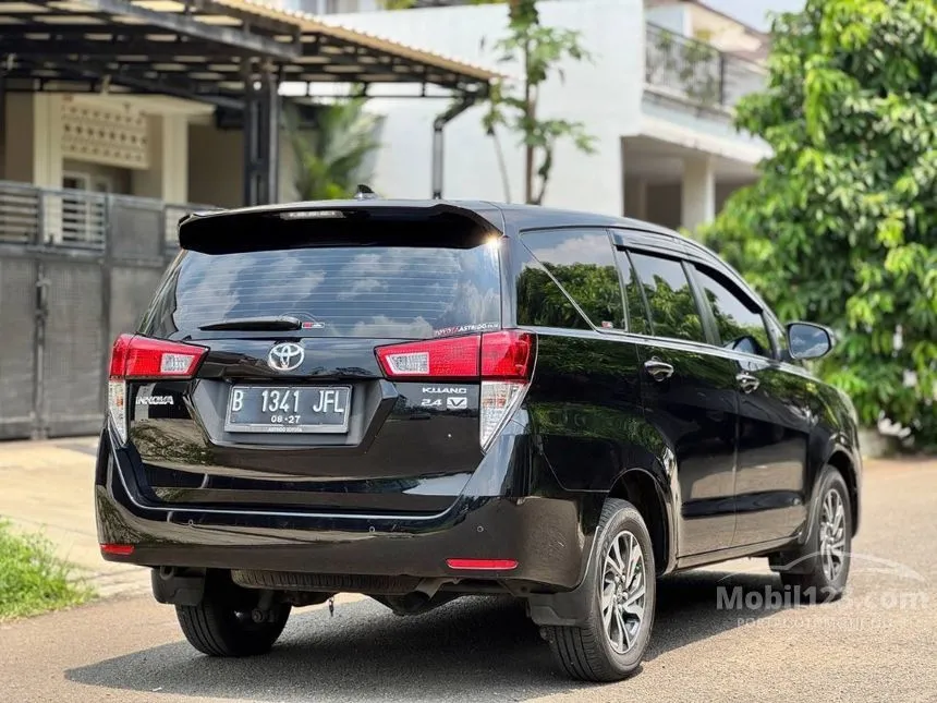 2022 Toyota Kijang Innova V MPV