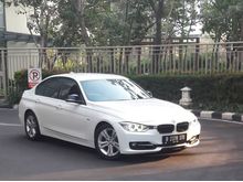 2014 BMW 320i 2.0 Sport F30 Sedan Tangan Pertama Nopol Genap Km 62 rb kondisi Mulus Pemakaian Febuari 2015 Khusus Leasing TDP ANS Fleksibel