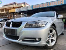 BMW 320i E90 2012 FACELIFT SILVER ON RED ( Bebas banjir ) KM 64000 FULL ORI NO PR