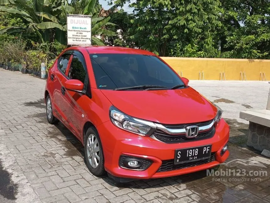 Jual Mobil Honda Brio 2019 Satya E 1.2 di Jawa Timur Manual Hatchback Merah Rp 150.000.000