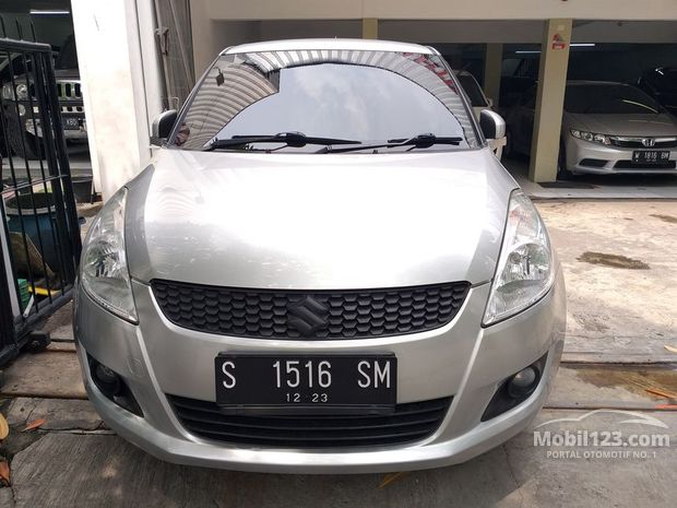 Suzuki Swift  Mobil  bekas dijual di Malang  Jawa timur 