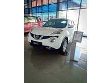 2018 Nissan Juke 1.5 RX Red Interior